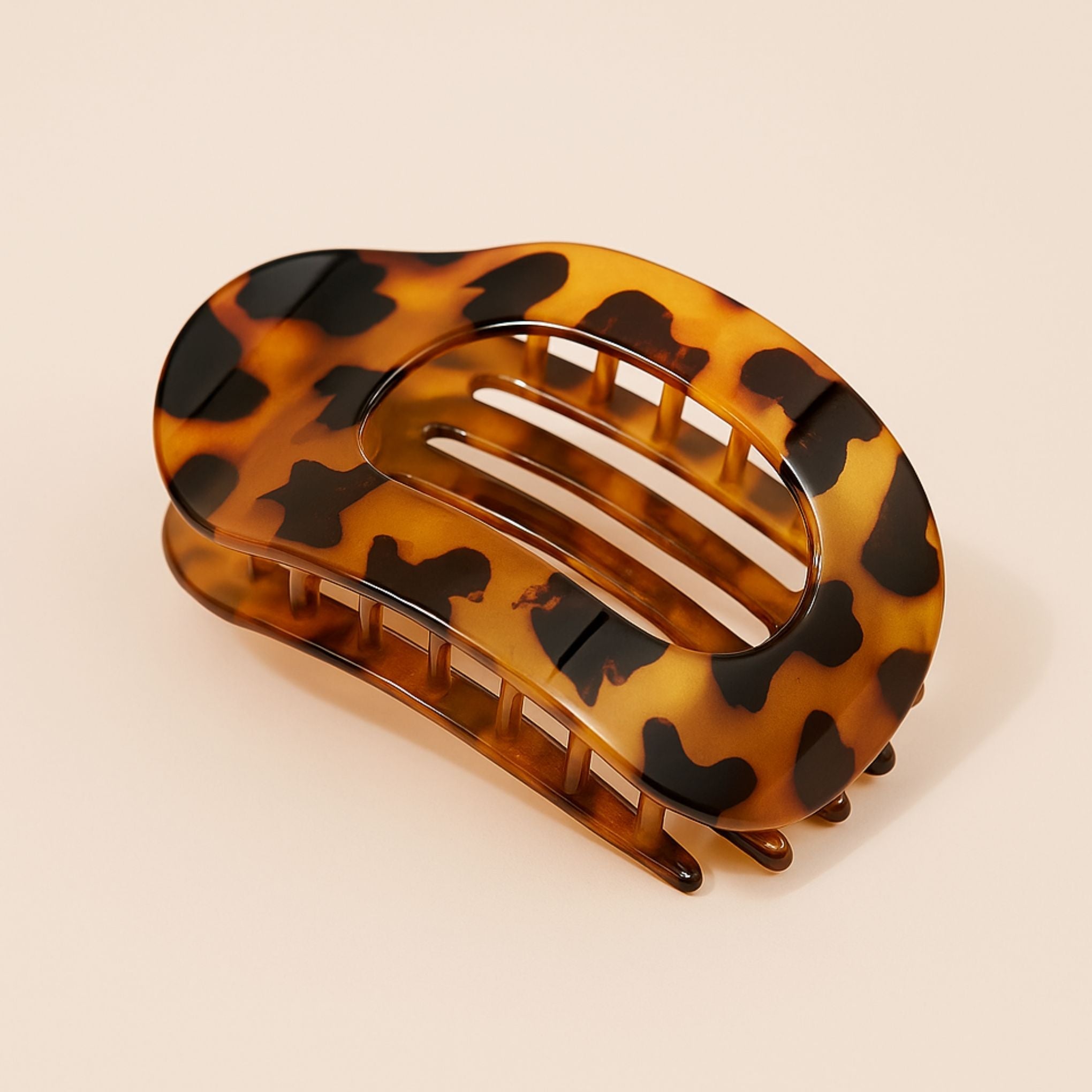HaloHold™ Flat Hair Clip — Comfort That Hugs Your Head and Keeps Your Style Flawless All Day