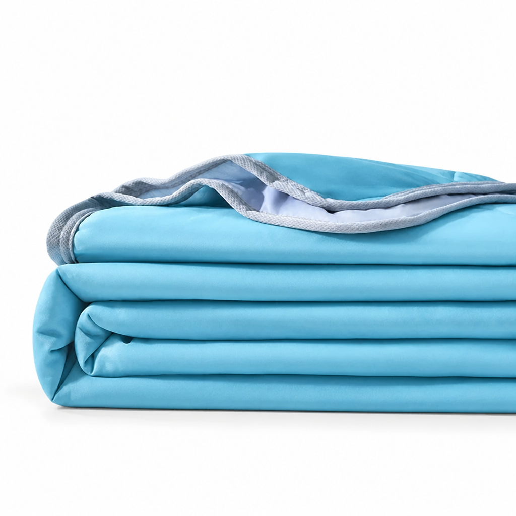 BreezeLuxe™ - Temperature Regulating Blanket