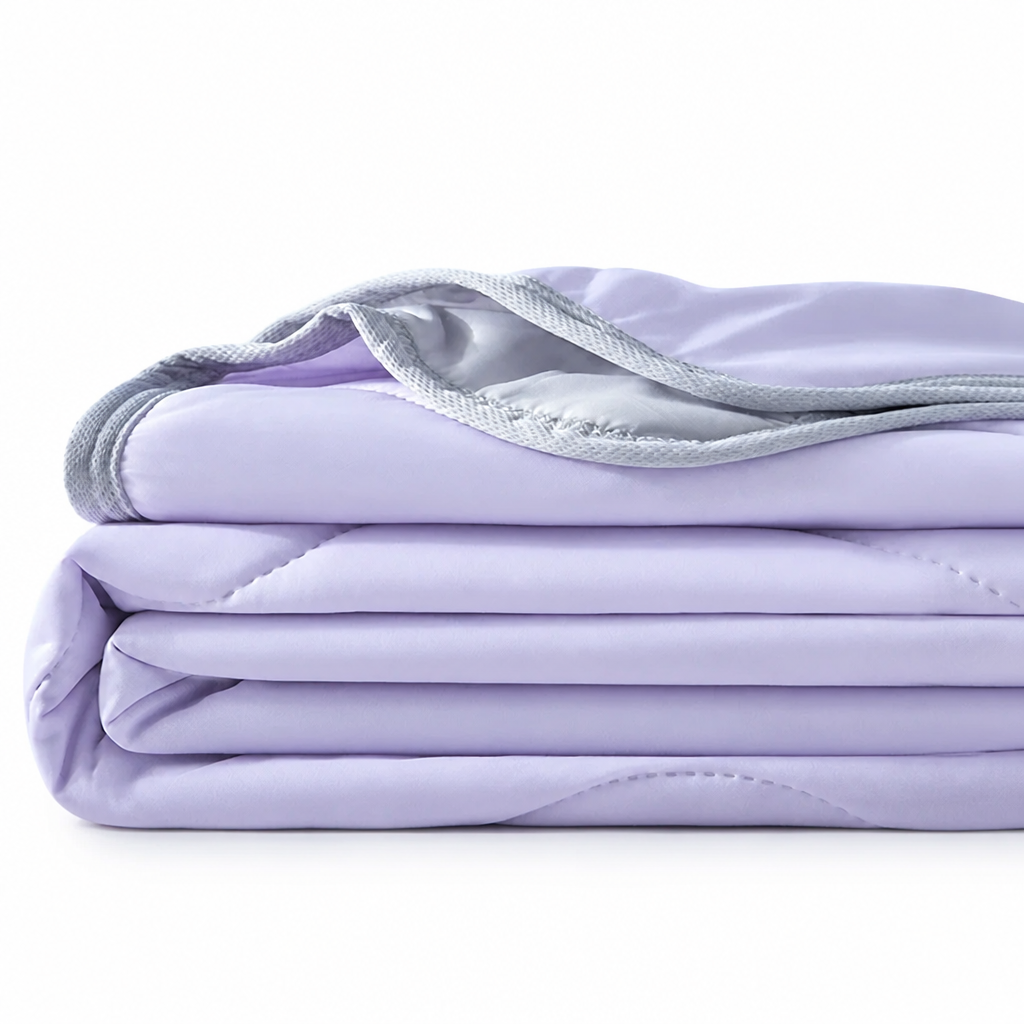 BreezeLuxe™ - Temperature Regulating Blanket