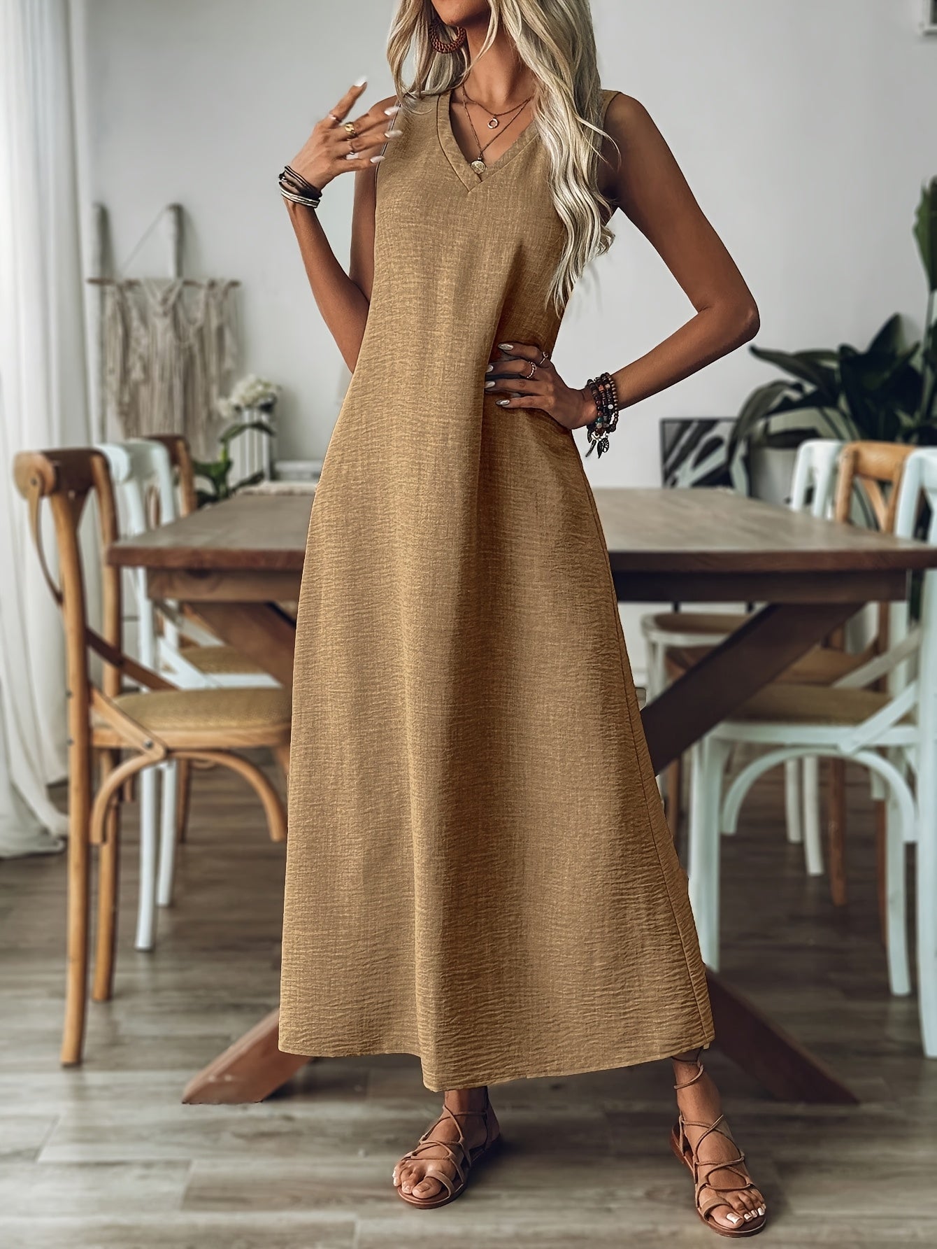 BRITANY | Sleeveless Maxi Dress