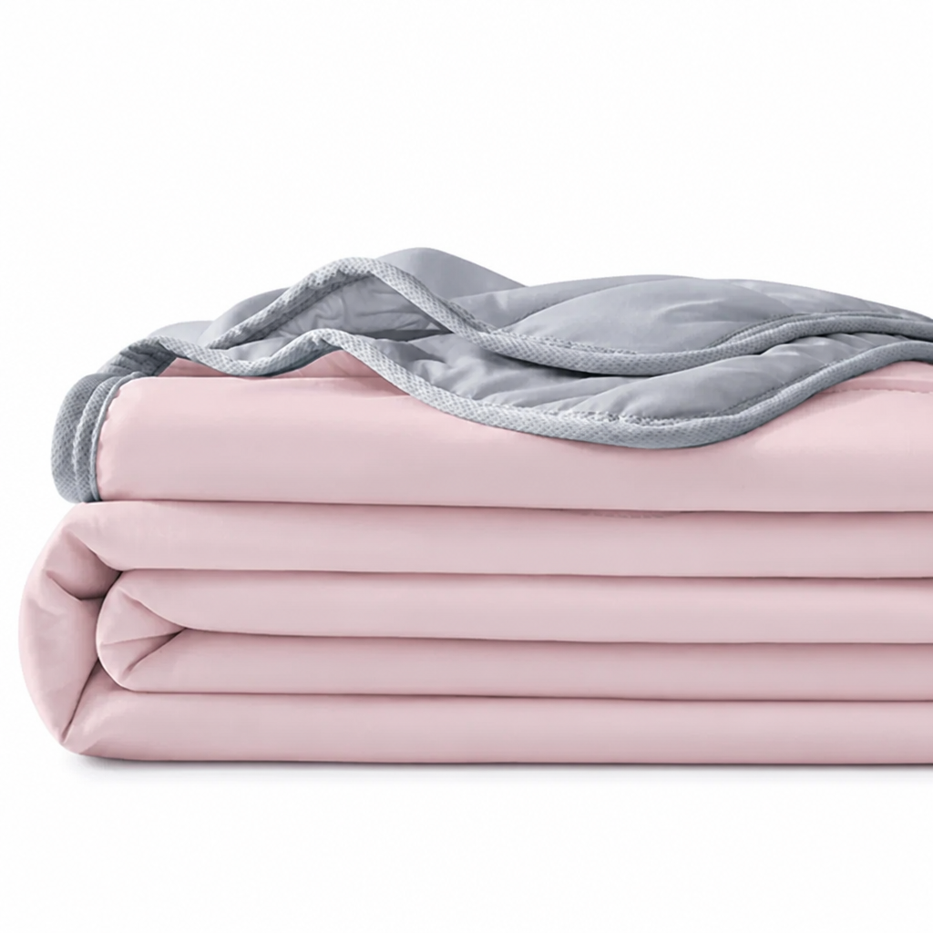 BreezeLuxe™ - Temperature Regulating Blanket