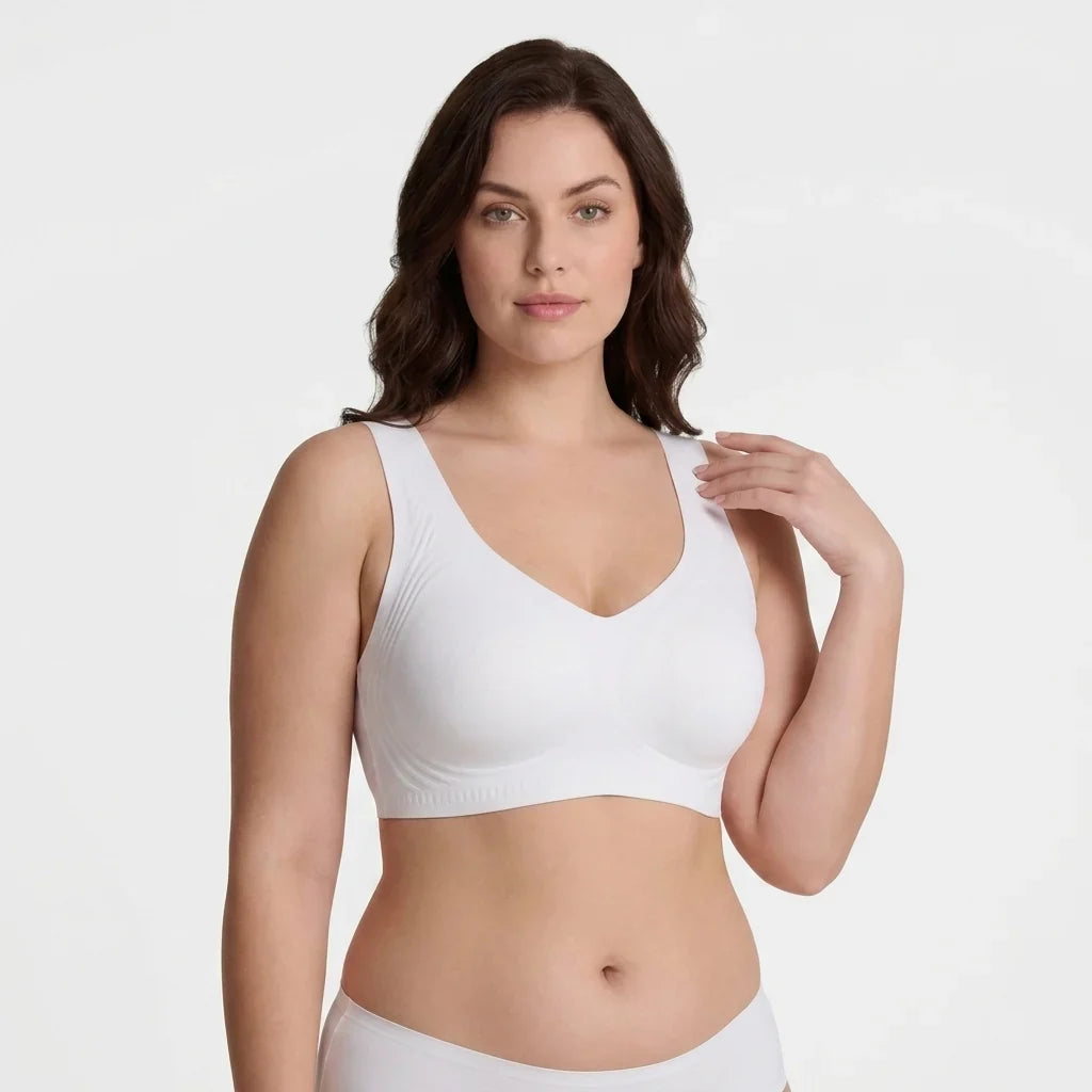 Lunessa™ — Smooth Support for a Confident, Comfortable Fit