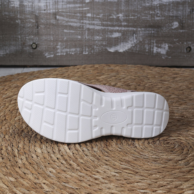 LuminaStride™ — Step Into All-Day Freshness and Cloud-Like Comfort