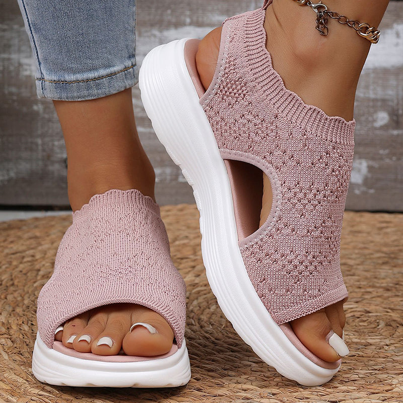 LuminaStride™ — Step Into All-Day Freshness and Cloud-Like Comfort