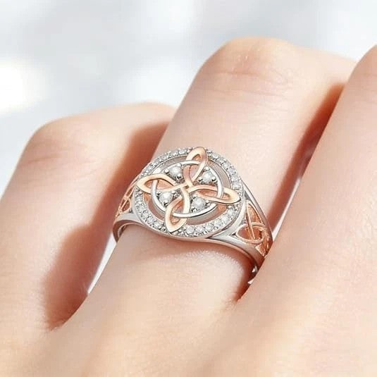 LuxeKnot™ — Elegant Detail With Lasting Charm
